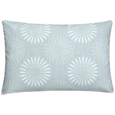 Preview: Kissenbezug IVA für Sofakissen in silberblau zartes hellblau Blumen Trendfarbe Frühling Sommer